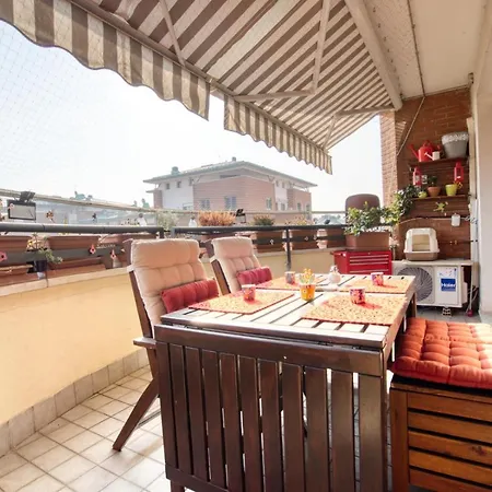 Caseospitali - Casa Di Bibi, Colorato Ed Elegante Bilocale Vicino Al Naviglio Martesana Per 4 شقة